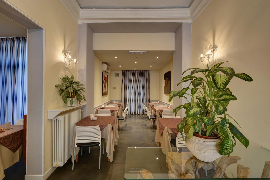Universo Hotel