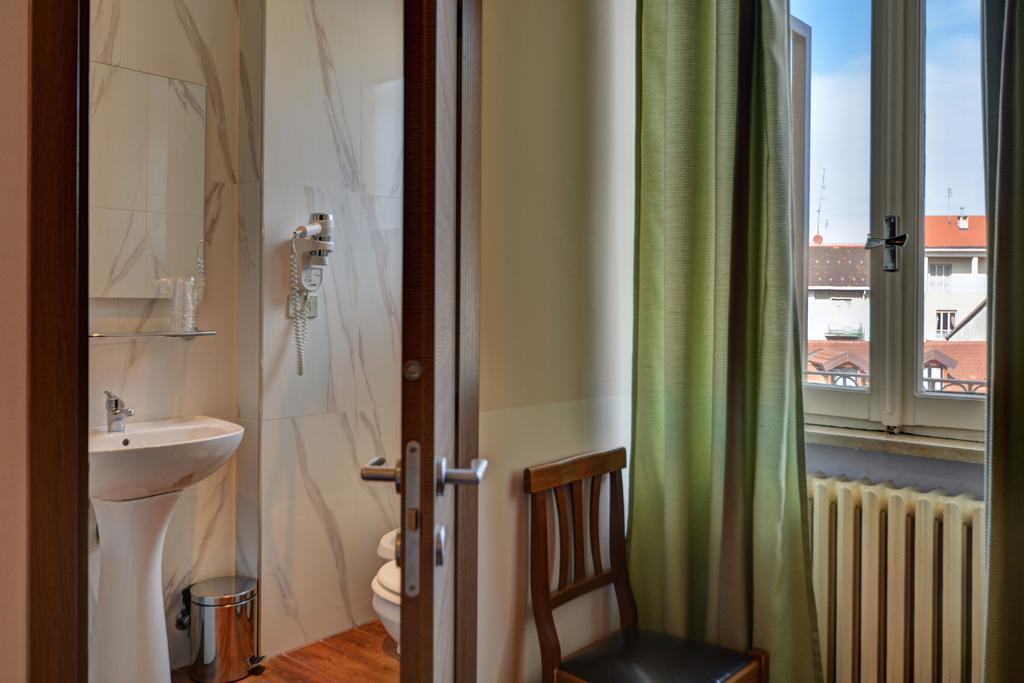 Universo Hotel 3*